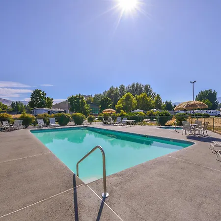 Americas Best Value Inn Phoenix Medford-2