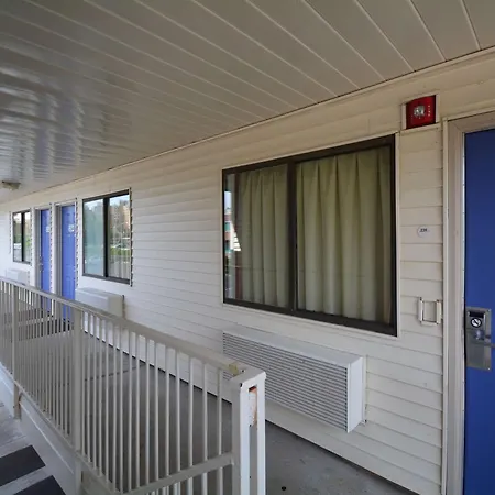 Motel 6-Wethersfield, Ct - Hartford-3
