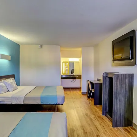 Motel 6-Dickson, Tn-3