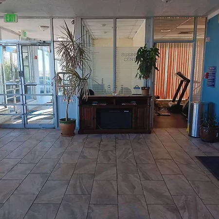 Days Inn By Wyndham Colorado City-2