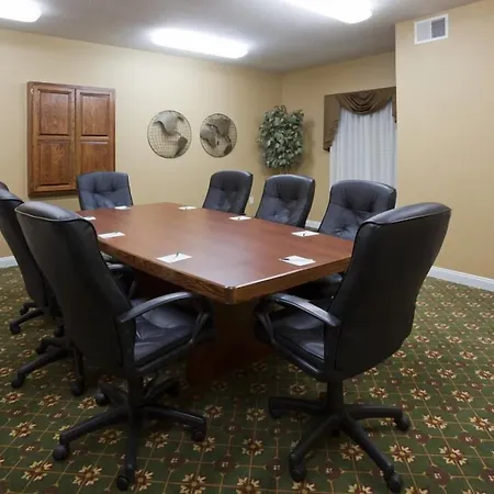 Grandstay Hotel & Suites Ames-2