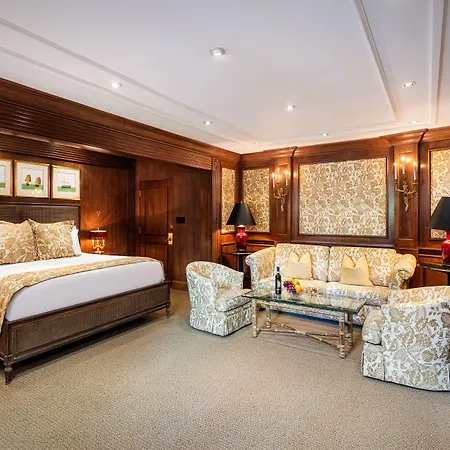 Pine Inn - Carmel-2
