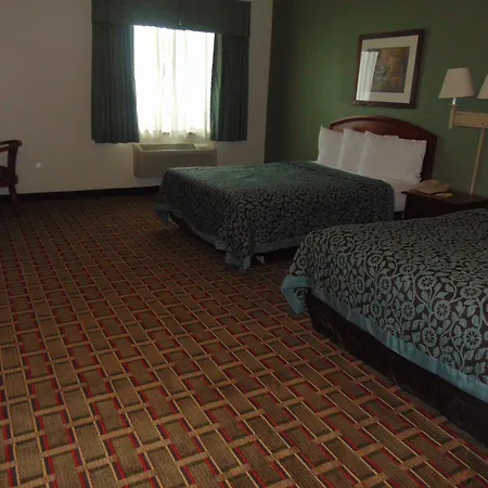 Days Inn By Wyndham Pentwater-3