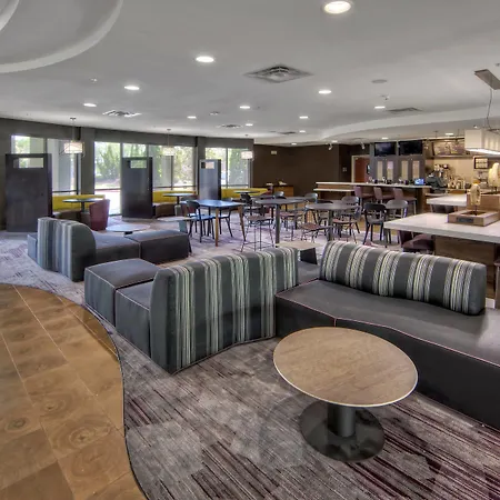 Courtyard By Marriott Memphis Southaven-3