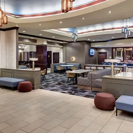 Embassy Suites By Hilton Tampa Brandon-3