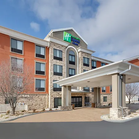 Holiday Inn Express & Suites Mitchell By Ihg-2
