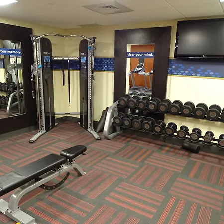 Hampton Inn & Suites Madison - West-3
