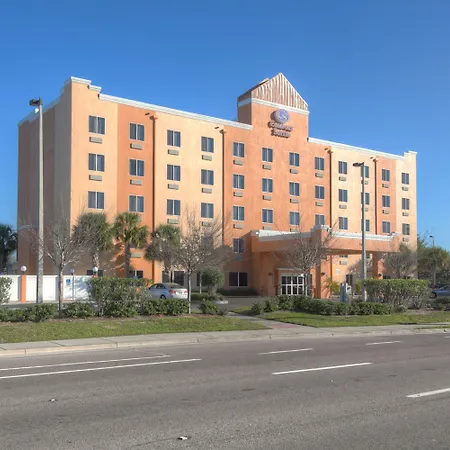 Comfort Suites Tampa Airport North-3