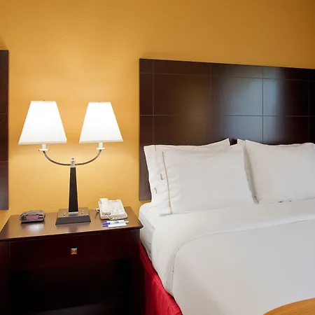 Holiday Inn Express Hotel & Suites Pensacola-West Navy Base By Ihg-2