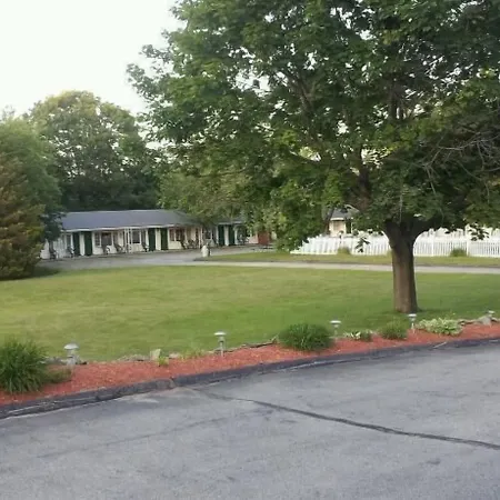 The Tallwood Motel-2