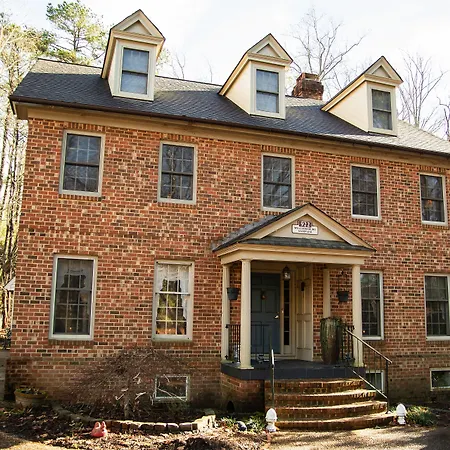 Williamsburg Sampler B & B-2