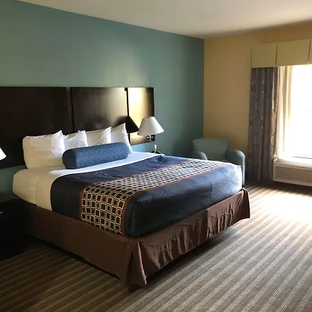 Best Western Plus Goodman Inn & Suites-2