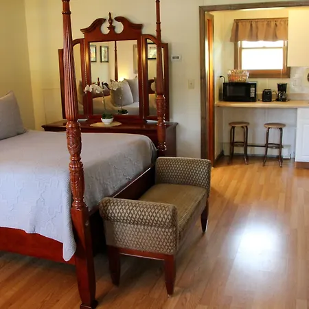 All Seasons Inn-3