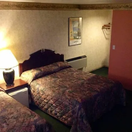Humboldt Redwoods Inn-3