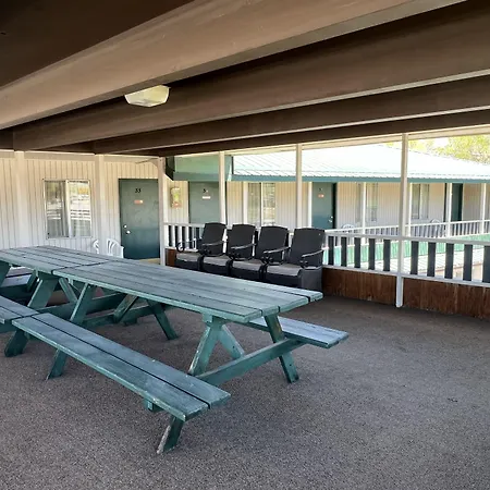 Silver Spur Motel-3