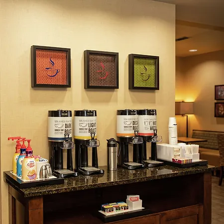 Hampton Inn Winfield-2