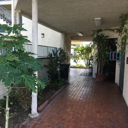 Bellflower Travel Inn-3