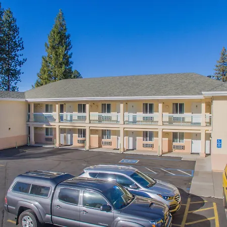 Shasta Pines Motel & Suites-3