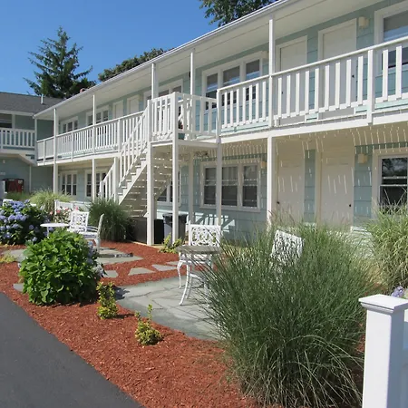 The Escape Inn-3