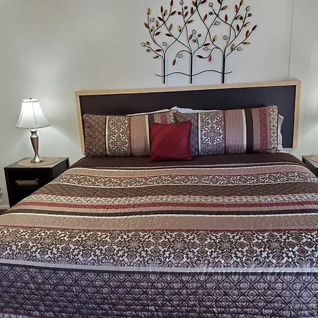 Sonoma Lodge-3