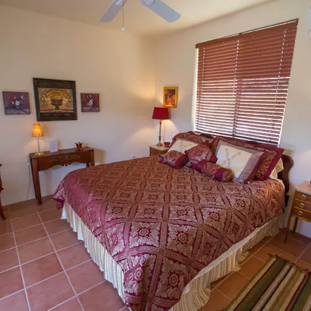Turtle Back Mesa Bed And Breakfast-2