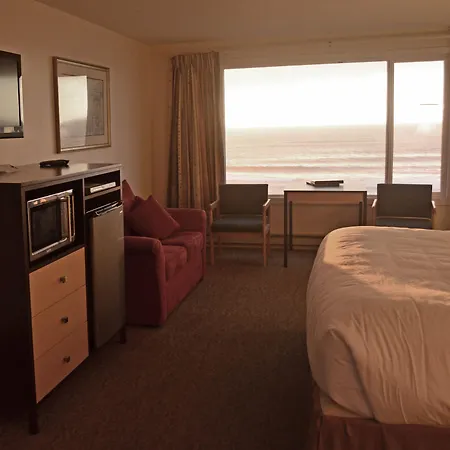 Sailor Jack Oceanfront Motel-2