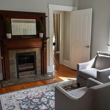 Sparrow Grove Manor-3
