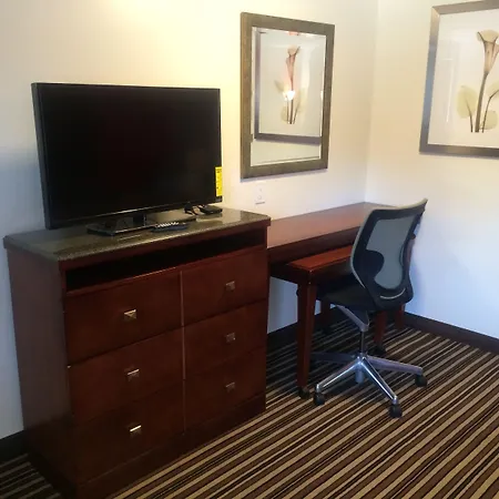 Travel Inn And Suites-2