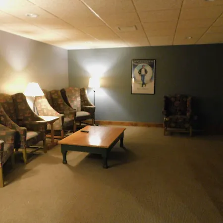 Longhollow Point Inn Studio 1321-3
