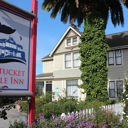 Nantucket Whale Inn, Half Moon Bay-3