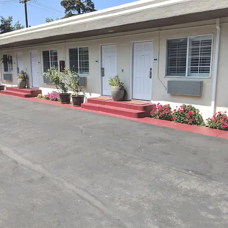 Wittle Motel-3