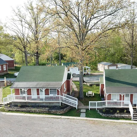 Early American Motel-2