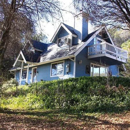 Apple Blossom Inn Yosemite-2
