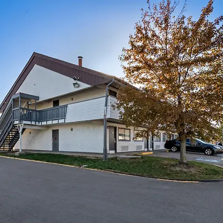 Americas Best Value Inn Kansas City East - Independence-3