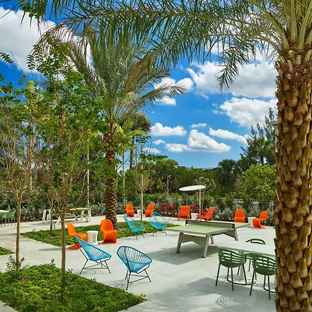 Aloft By Marriott Miami Airport-2