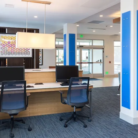 Holiday Inn Express Visalia-Sequoia Gateway Area By Ihg-3