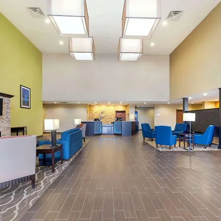 Comfort Suites Meridian And I-40-3