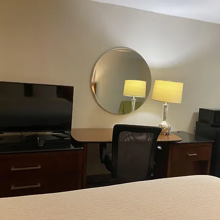 Executive Inn & Suites-2