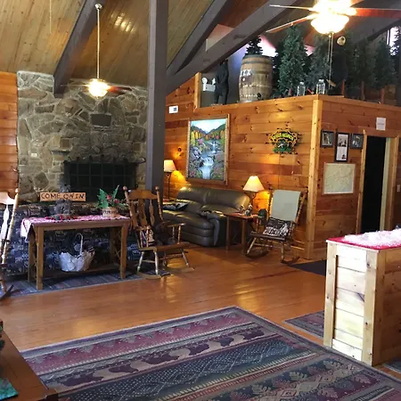 Smoky Falls Lodge-2