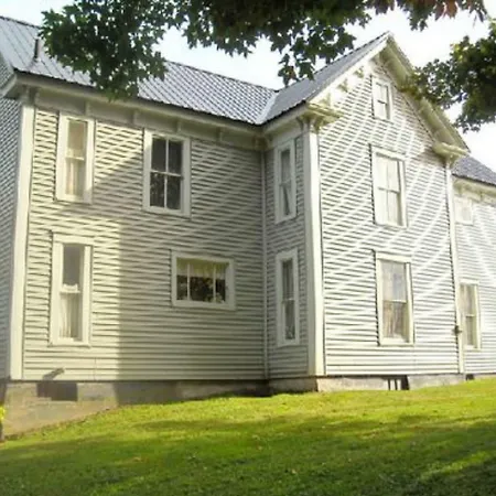 Calais Crossing River House Bed And Breakfast-3