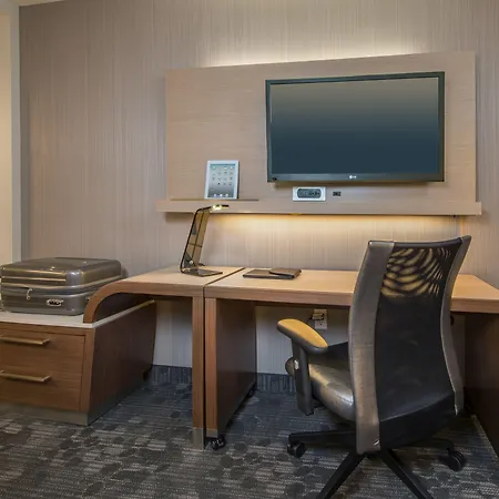 Courtyard By Marriott Houston Intercontinental Airport-2