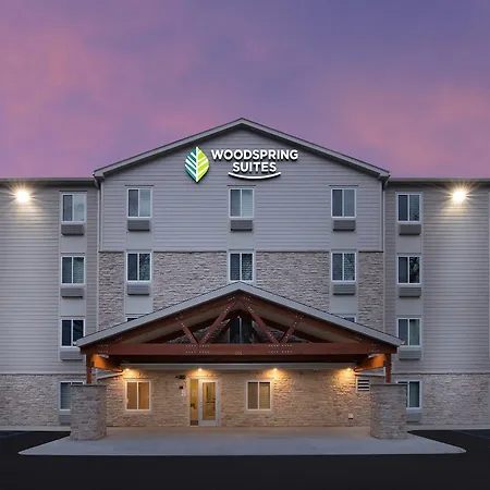 Woodspring Suites Providence-3