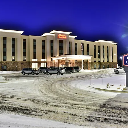 Hampton Inn & Suites Menomonie-Uw Stout-3