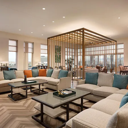 Embassy Suites By Hilton San Antonio Landmark-3