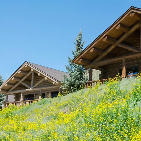 The Roosevelt Hotel - Yellowstone-3