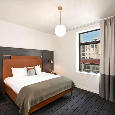 The State Hotel-3