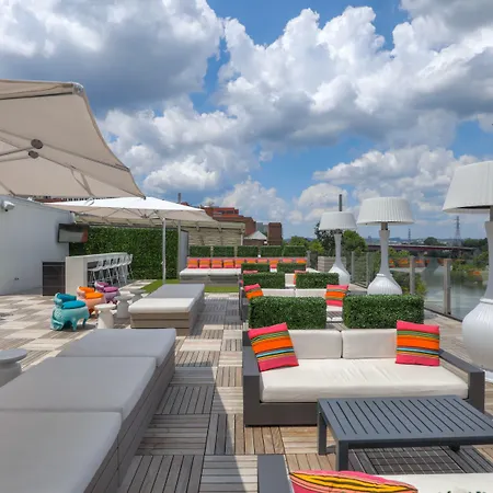 Studio 154 Hotel-3