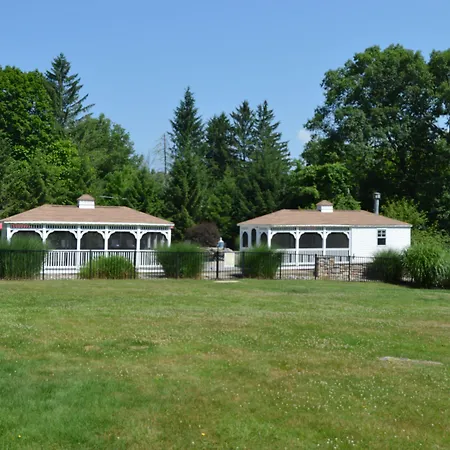 Woodfield Manor - A Sundance Vacations Property-3
