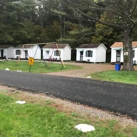Catskill Motor Court-3