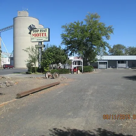 Top Hat Motel-2